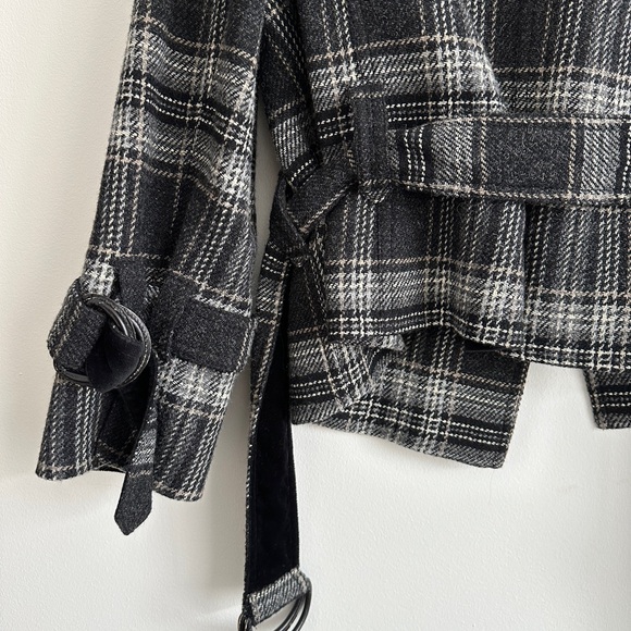 Juicy Couture Vintage Y2K Black Grey Tweed Crop Pea Jacket | Size 2 - Picture 8 of 10